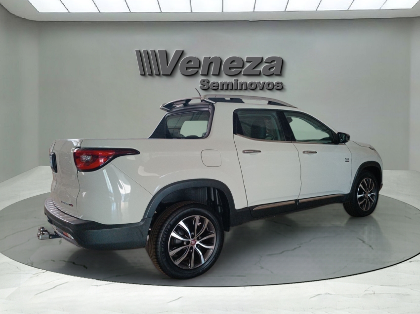 fiat toro 2.0 16v turbo diesel volcano 4wd at9 4p automatico 2020