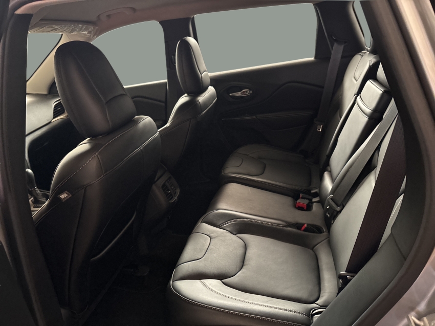 jeep cherokee 3.2 longitude 4x4 v6 24v gasolina 4p automatico 3.3 2015 jeep cherokee 3.2 longitude 4x4 v6 24v gasolina 4p automatico 3.3 2015