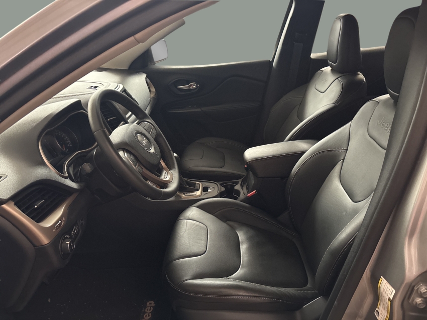 jeep cherokee 3.2 longitude 4x4 v6 24v gasolina 4p automatico 3.3 2015 jeep cherokee 3.2 longitude 4x4 v6 24v gasolina 4p automatico 3.3 2015