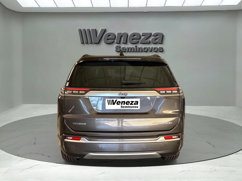 jeep commander 2.0 td380 turbo diesel overland at9 1.9 4p automatico 2023 jeep commander 2.0 td380 turbo diesel overland at9 1.9 4p automatico 2023