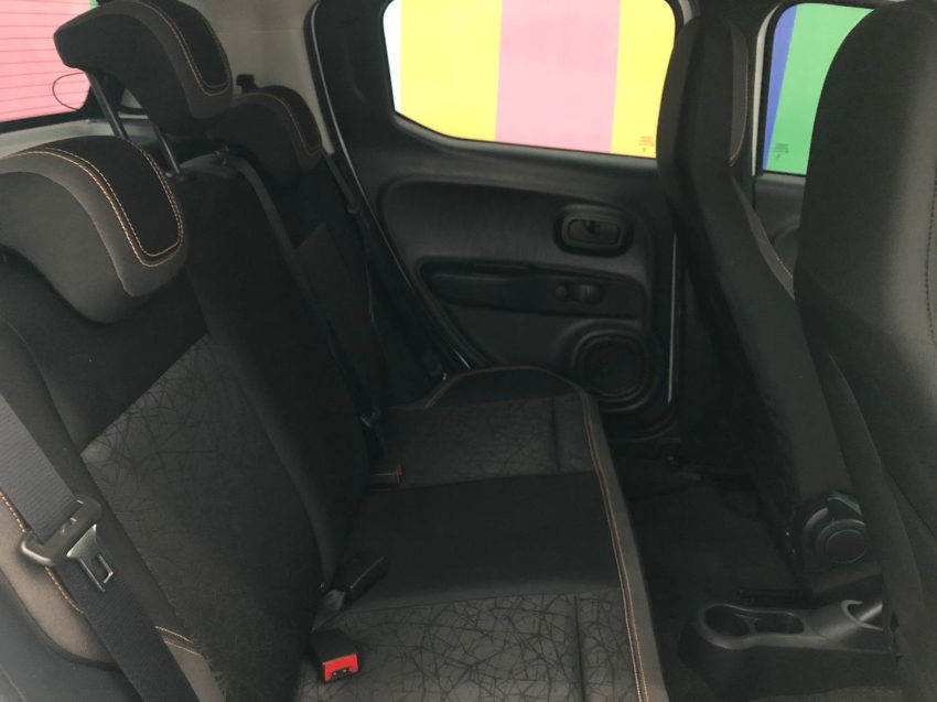 fiat mobi 1.0 evo flex trekking manual 4p 2024