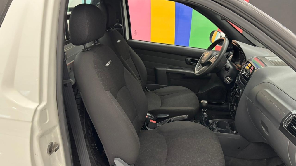 fiat strada 1.4 mpi freedom cs 8v flex 2p manual 4p 202013