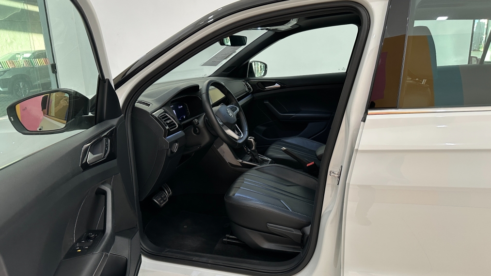 volkswagen t-cross 1.4 250 tsi total flex highline automatico 4p 20256