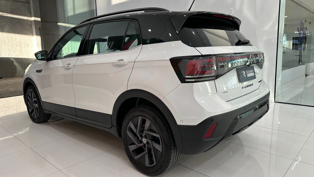 volkswagen t-cross 1.4 250 tsi total flex highline automatico 4p 20251