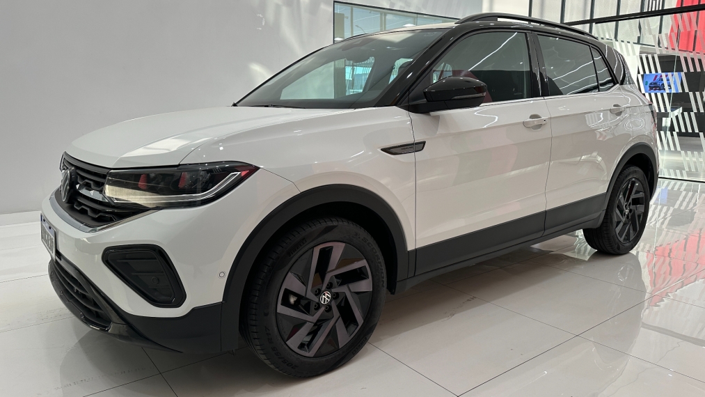 volkswagen t-cross 1.4 250 tsi total flex highline automatico 4p 2025