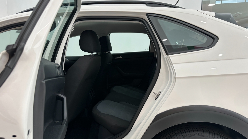 volkswagen nivus 1.0 200 tsi total flex comfortline automatico 4p 20238