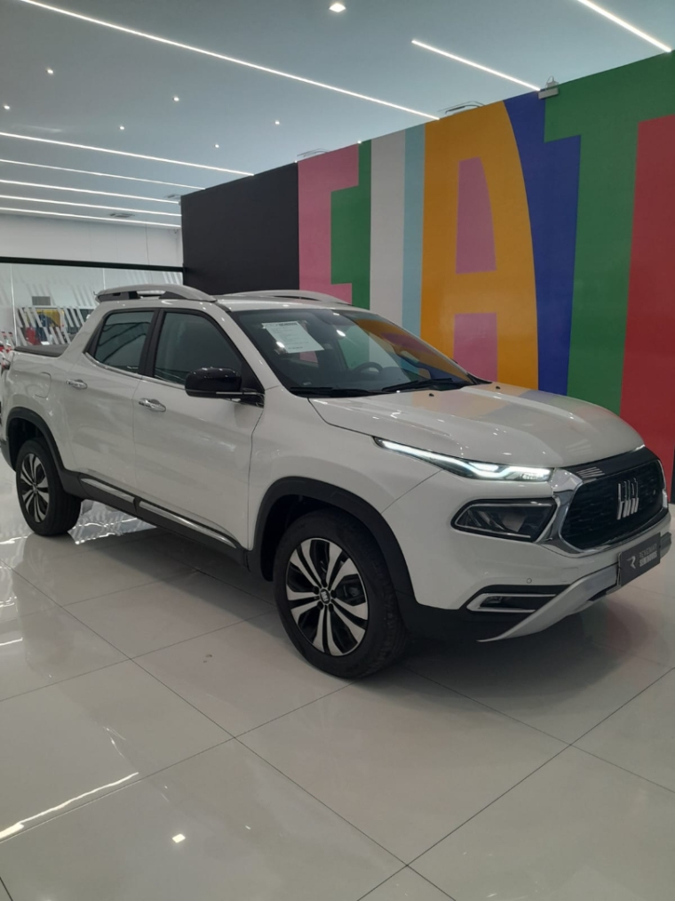 fiat toro 1.3 turbo 270 flex volcano at6 4p automatico 20252