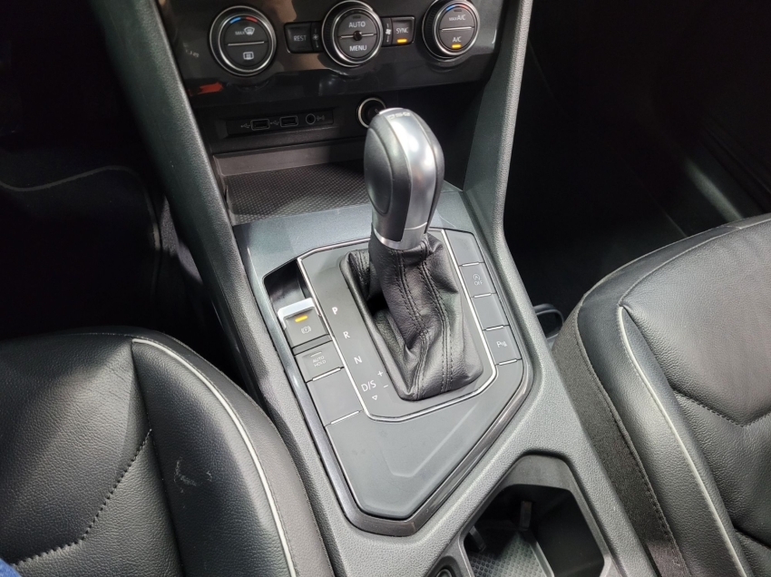 volkswagen tiguan 1.4 250 tsi total flex allspace comfortline tiptronic 2018