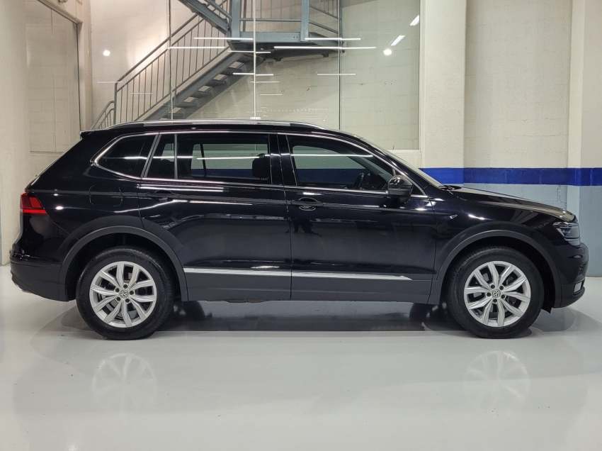 volkswagen tiguan 1.4 250 tsi total flex allspace comfortline tiptronic 2018