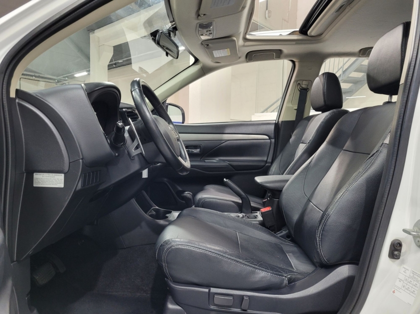 mitsubishi outlander 2.0 16v gasolina 4p automatico 2014