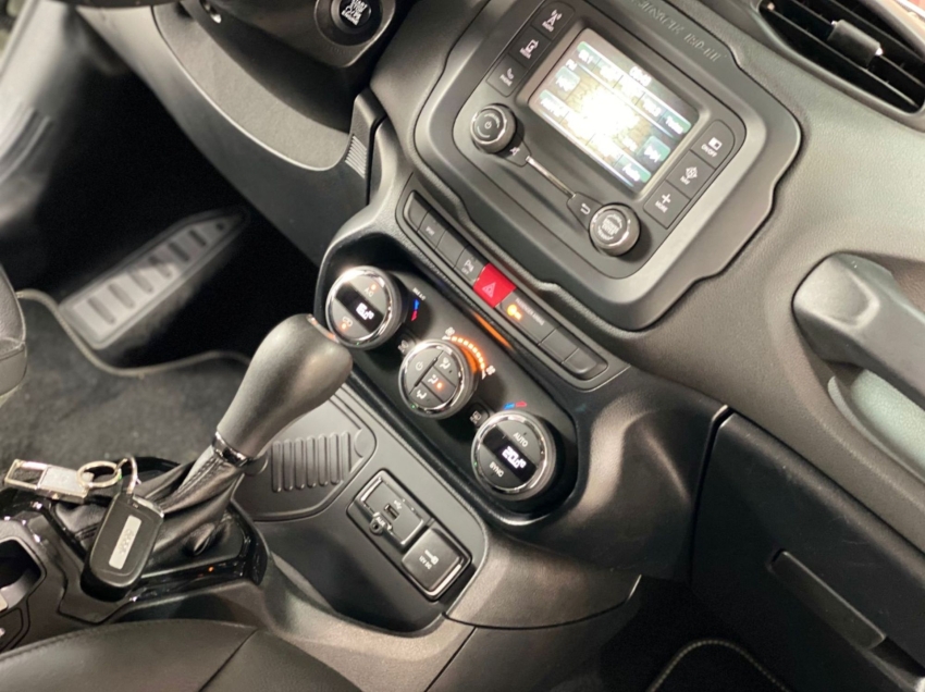 jeep renegade 1.8 16v flex limited 4p automatico 2018