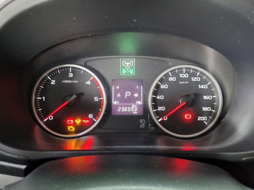 mitsubishi l200 triton 2.4 16v turbo diesel sport hpe top cd 4p 4x4 automatico 2017