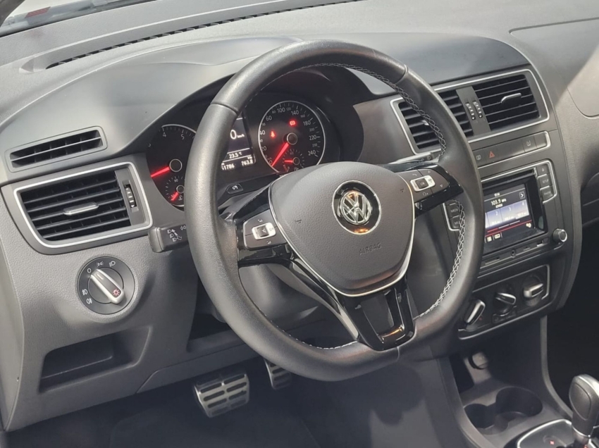 volkswagen fox 1.6 msi highline 16v flex 4p automatizado 2017