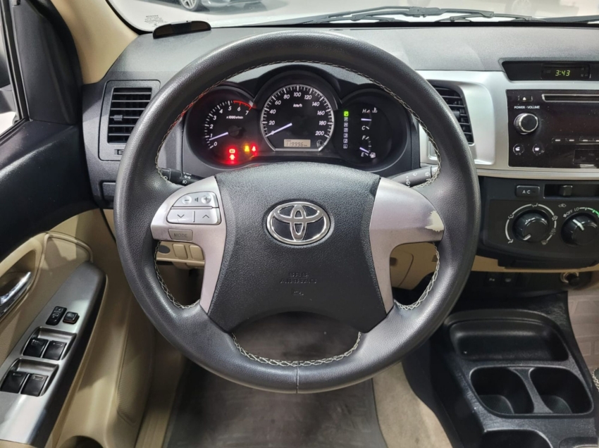 toyota hilux sw4 2.7 sr 4x2 16v flex 4p automatico 2015