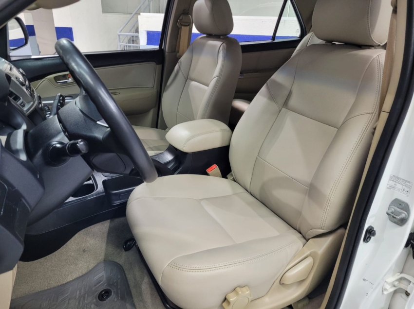 toyota hilux sw4 2.7 sr 4x2 16v flex 4p automatico 2015