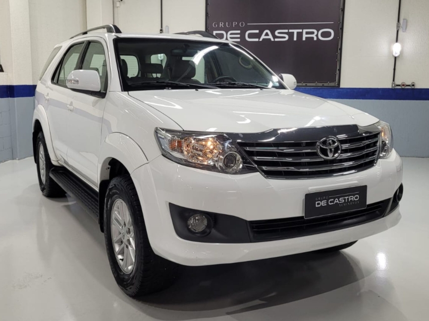 toyota hilux sw4 2.7 sr 4x2 16v flex 4p automatico 2015