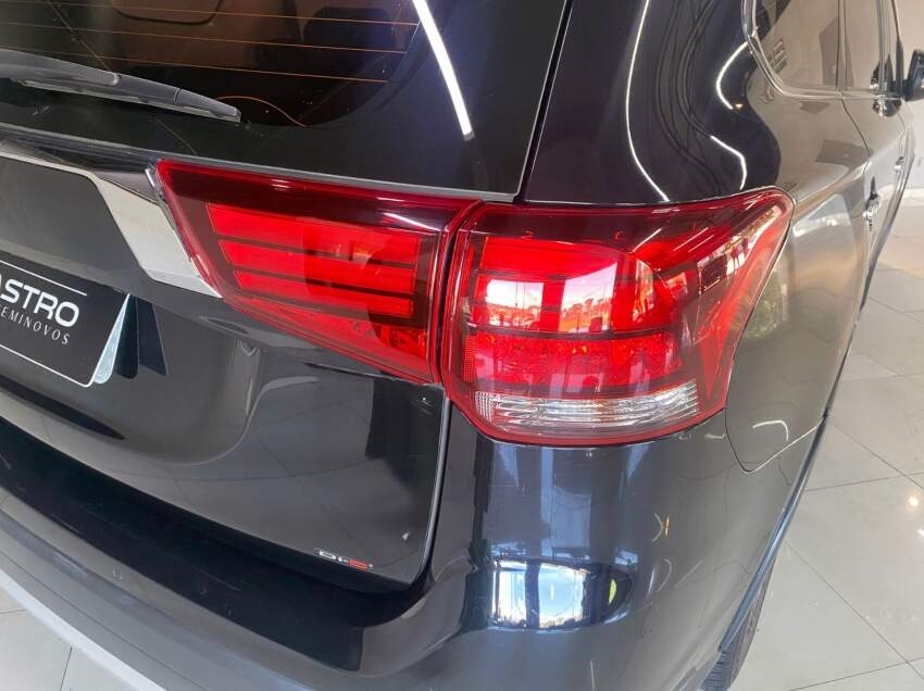 mitsubishi outlander 2.2 automatica diesel 2016