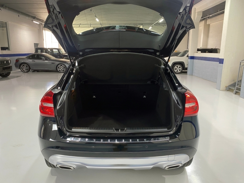 mb gla 200 advance