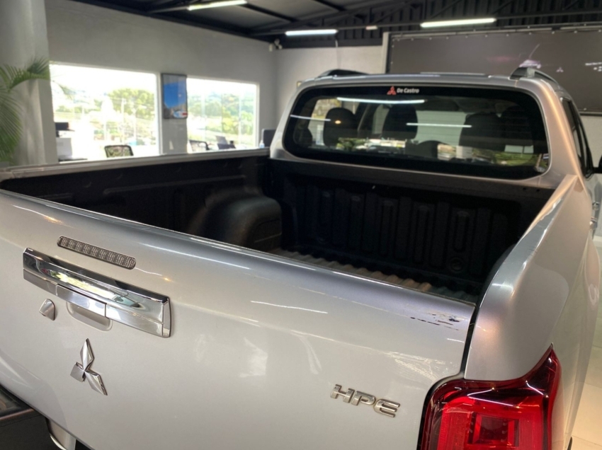 mitsubishi l200 triton hpe