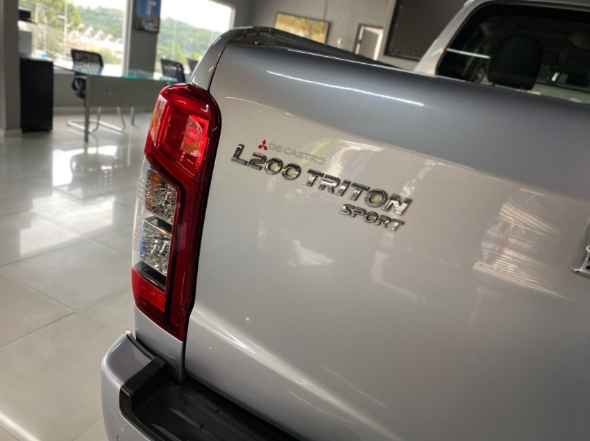 mitsubishi l200 triton hpe