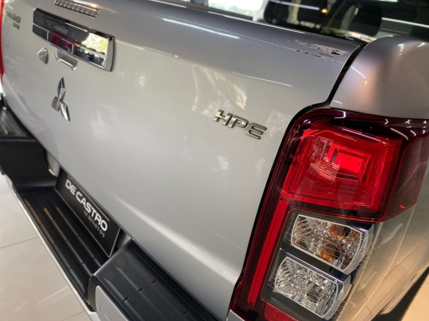 mitsubishi l200 triton hpe