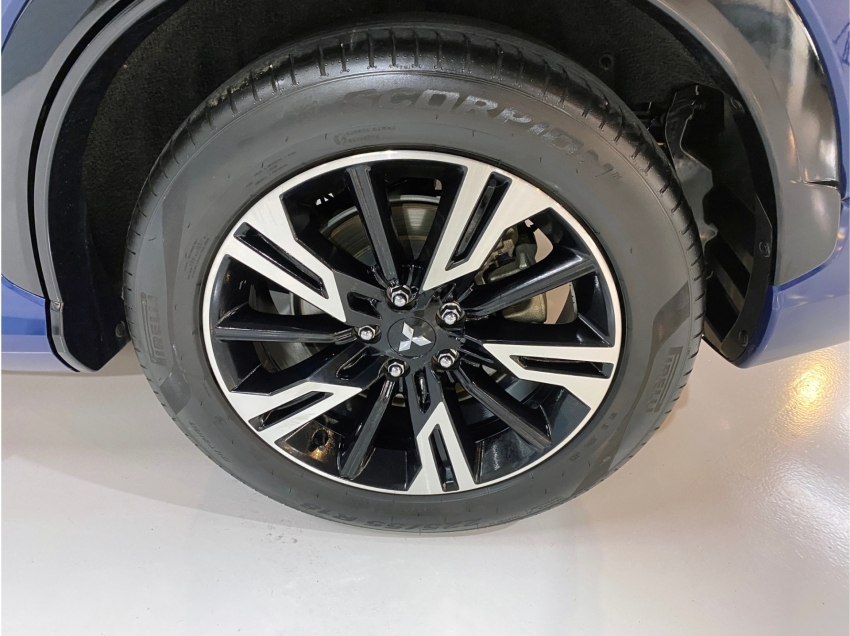 eclipse cross hpe s awc