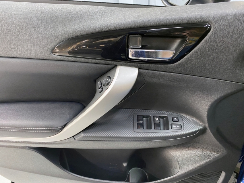eclipse cross hpe s awc
