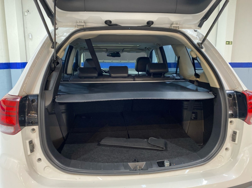 mitsubishi outlander hpe