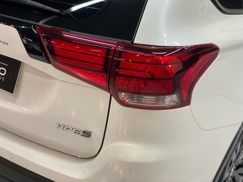 mitsubishi outlander hpe-s