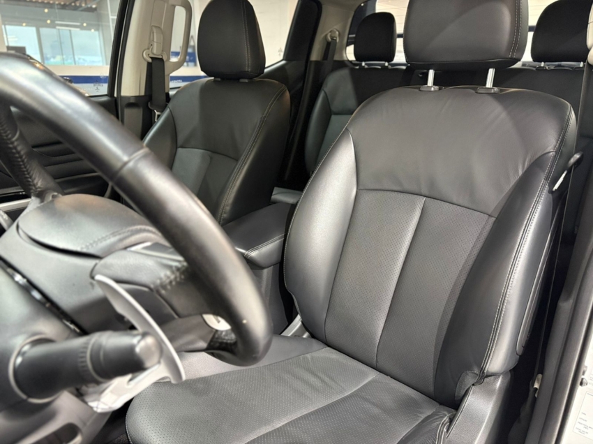 mit l200 triton sport hpe