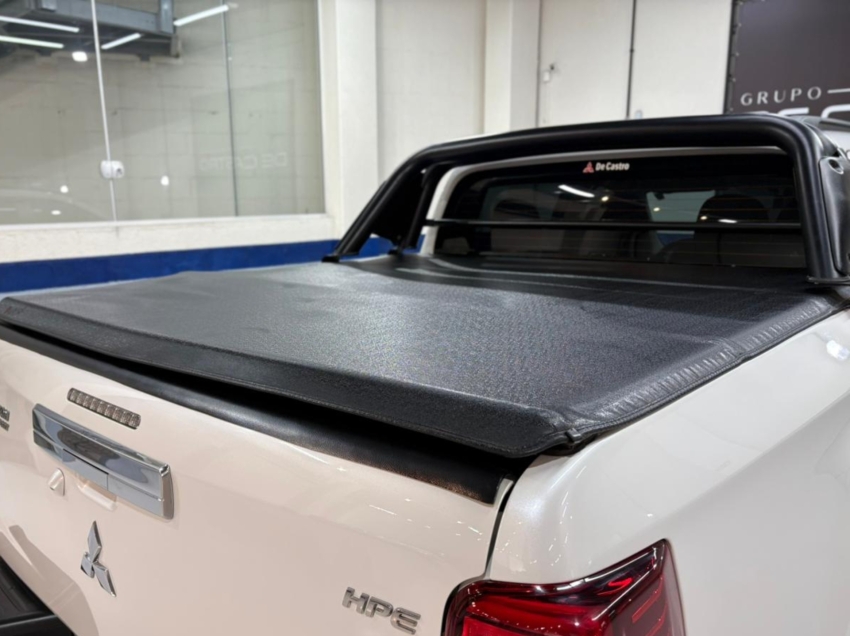 mit l200 triton sport hpe