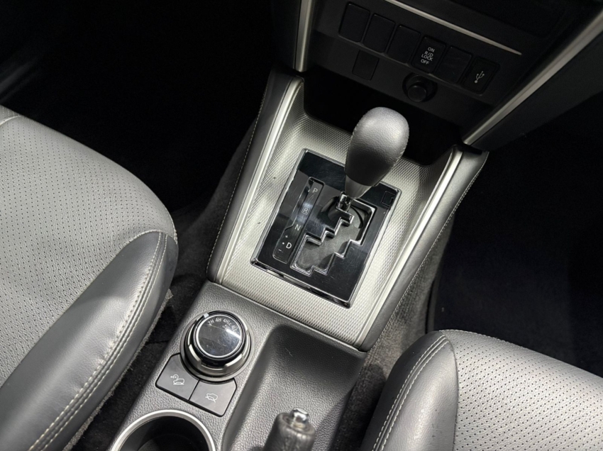 mit l200 triton sport hpe