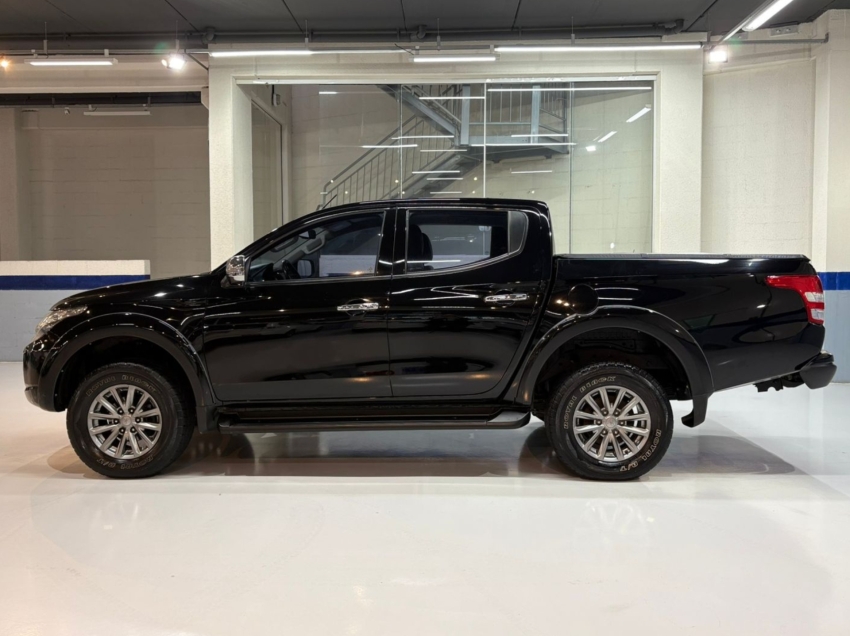 l200 triton sport hpe s