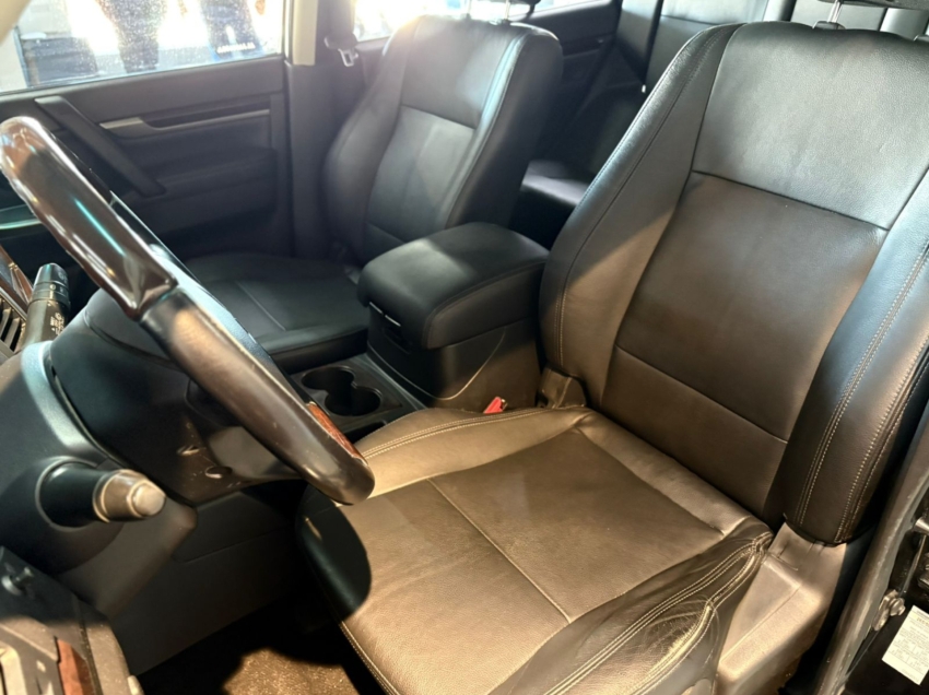 mitsubishi pajero full
