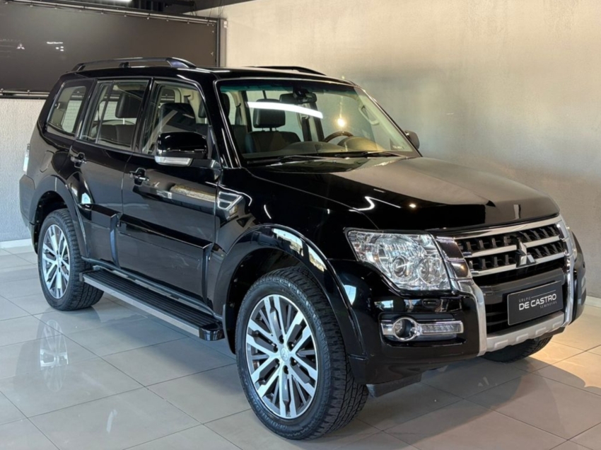 mitsubishi pajero full