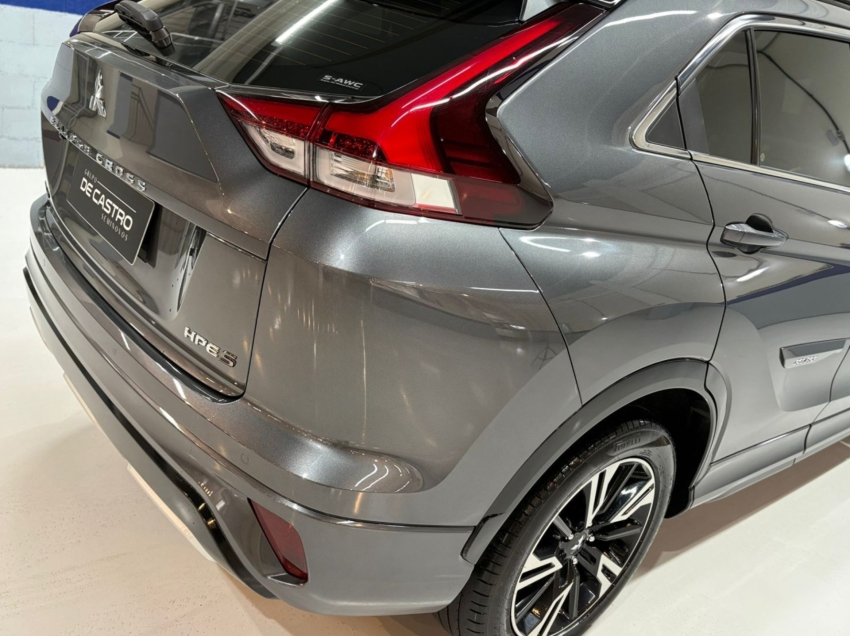 mitsubishi eclipse cross hpe-s awc