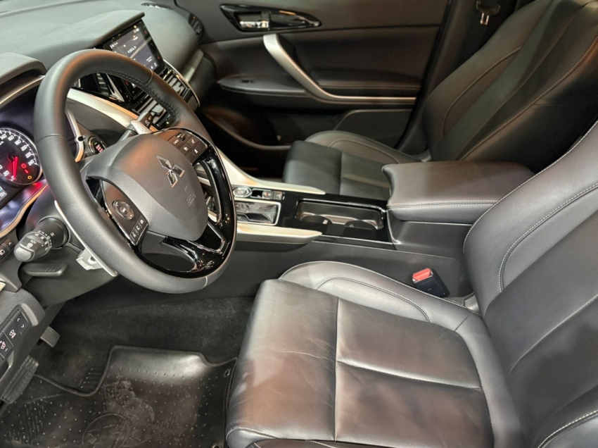 mitsubishi eclipse cross hpe-s awc