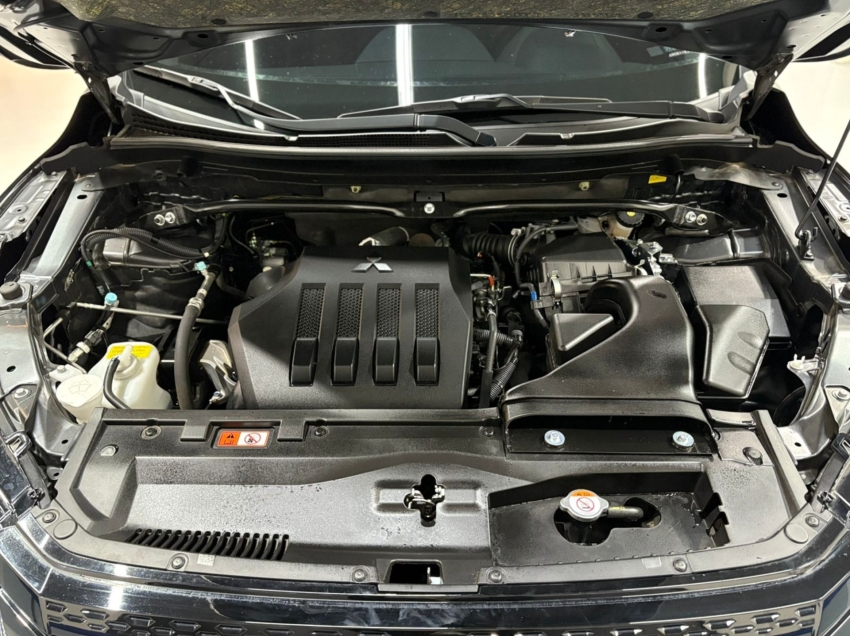 mitsubishi eclipse cross hpe-s awc