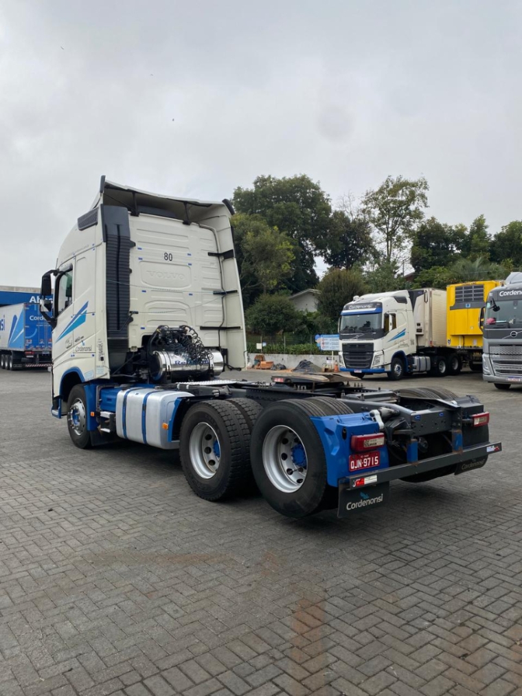 volvo fh 460 6x2 diesel 2p automatico 2020