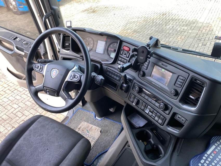 scania r 450 6x2 diesel 2p automatico 2019