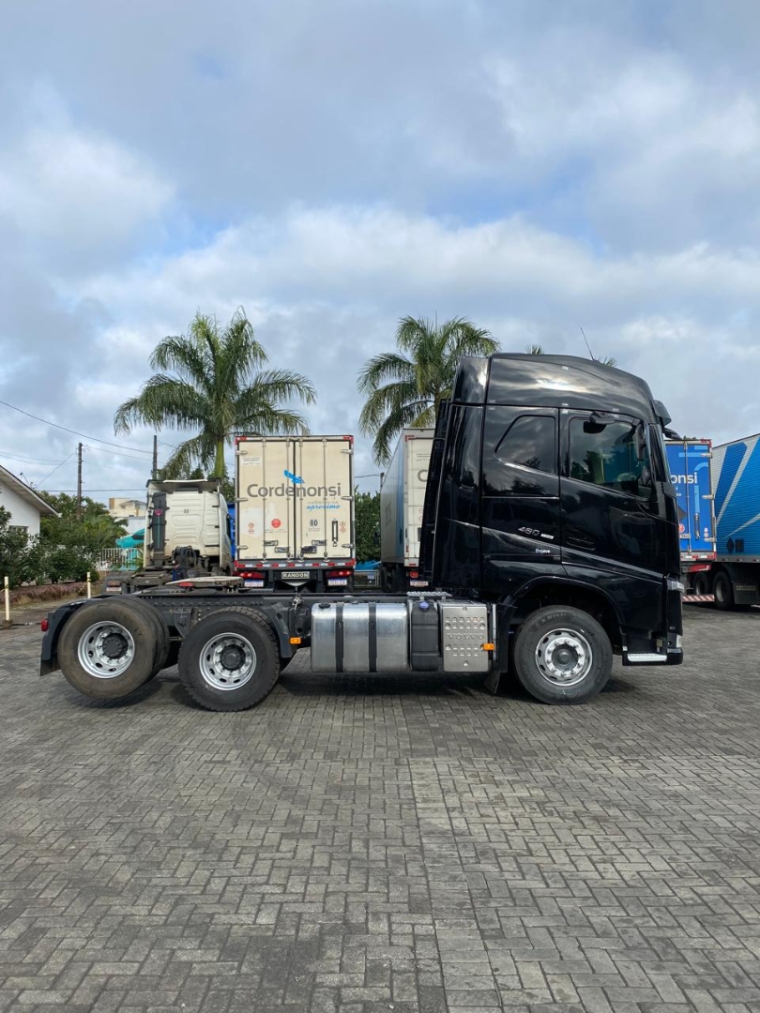 volvo fh 460 6x2 diesel 2p automatico 2021