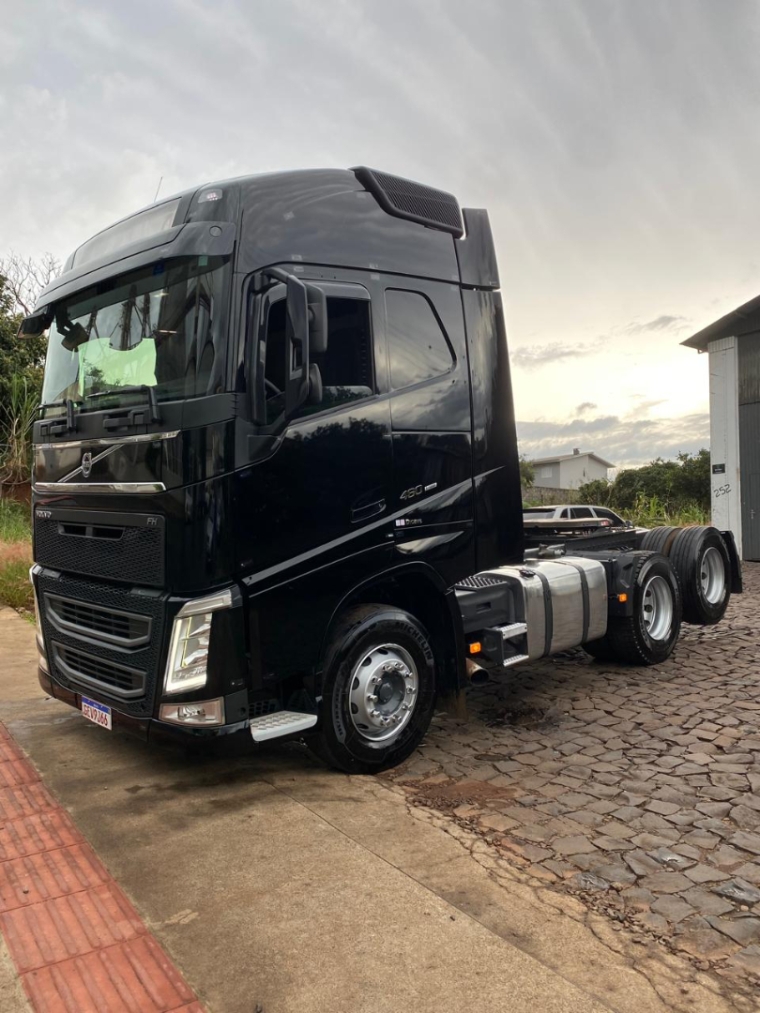 volvo fh 460 6x2 diesel 2p automatico 2021