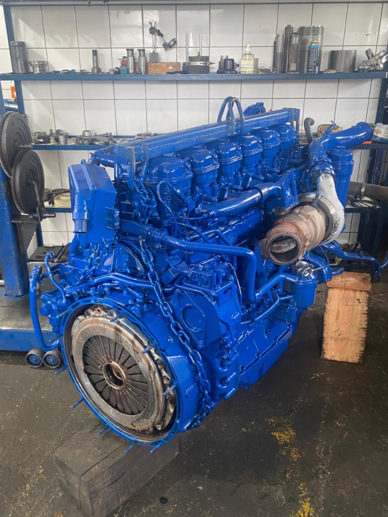 scania r 440 6x2 diesel 2p automatico 2018