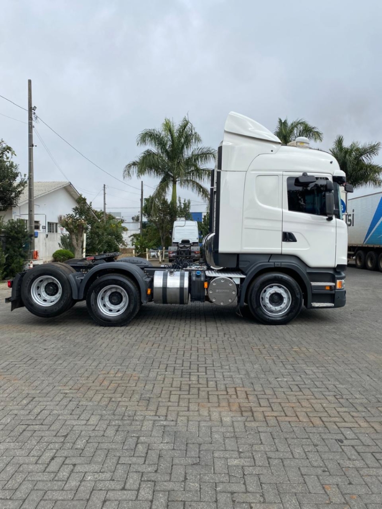 scania r 440 6x2 diesel 2p automatico 2018