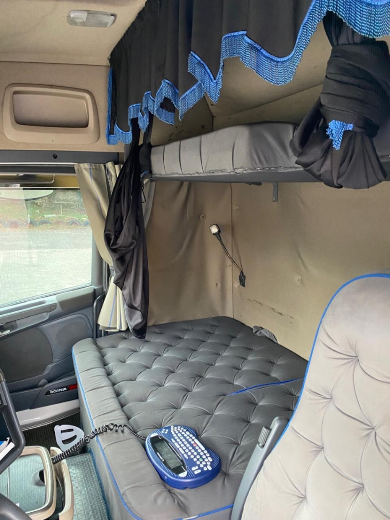 scania r 440 6x2 diesel 2p automatico 2018