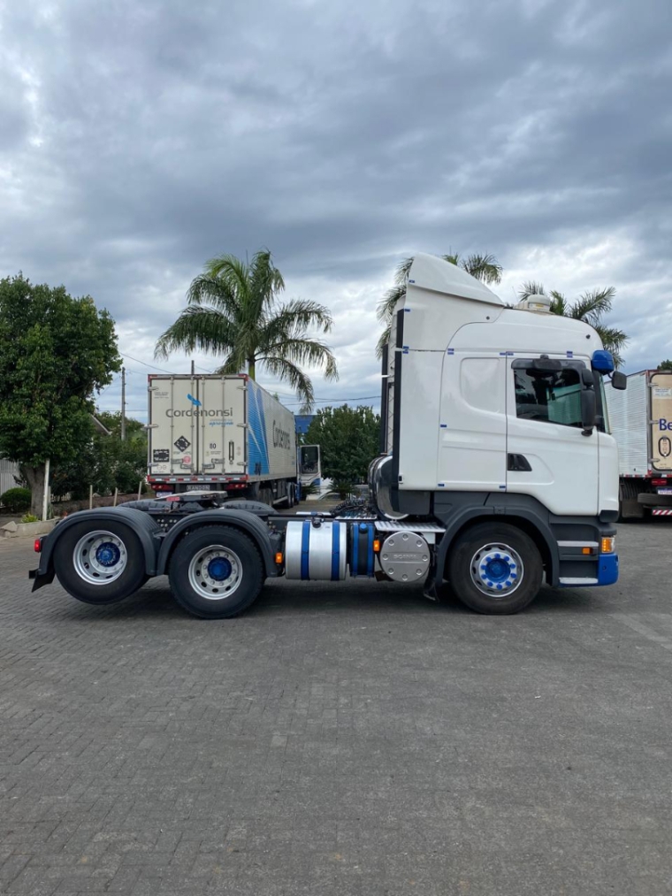scania r 440 6x2 diesel 2p automatico 2018
