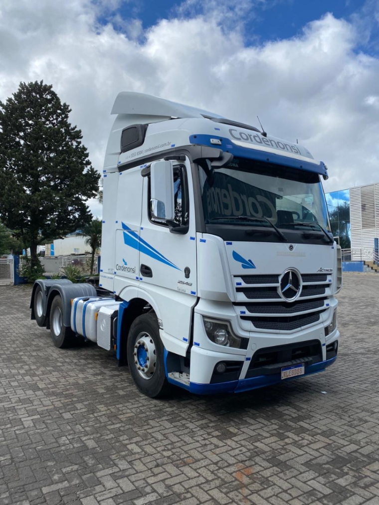 mercedes-benz actros 2548 6x2 diesel 2p automatico 2020 mercedes-benz actros 2548 6x2 diesel 2p automatico 2020