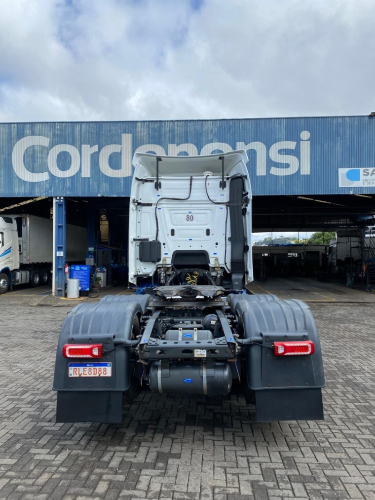 mercedes-benz actros 2548 6x2 diesel 2p automatico 2020