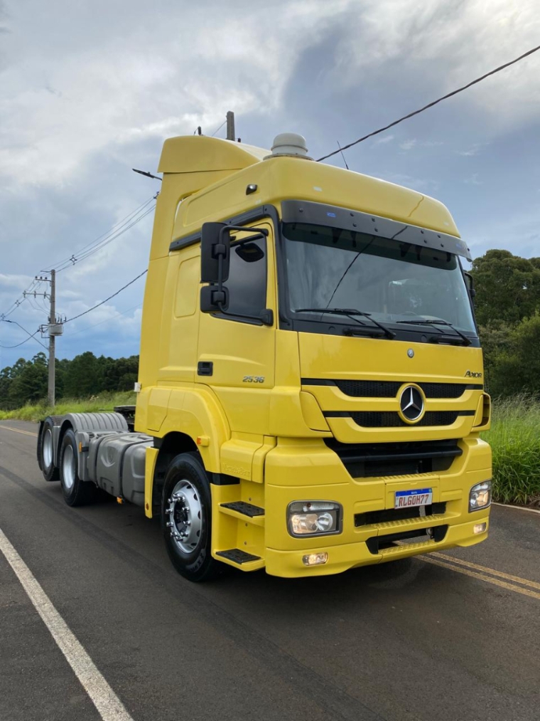 mercedes-benz axor 2536 6x2 diesel 2p automatico 20201