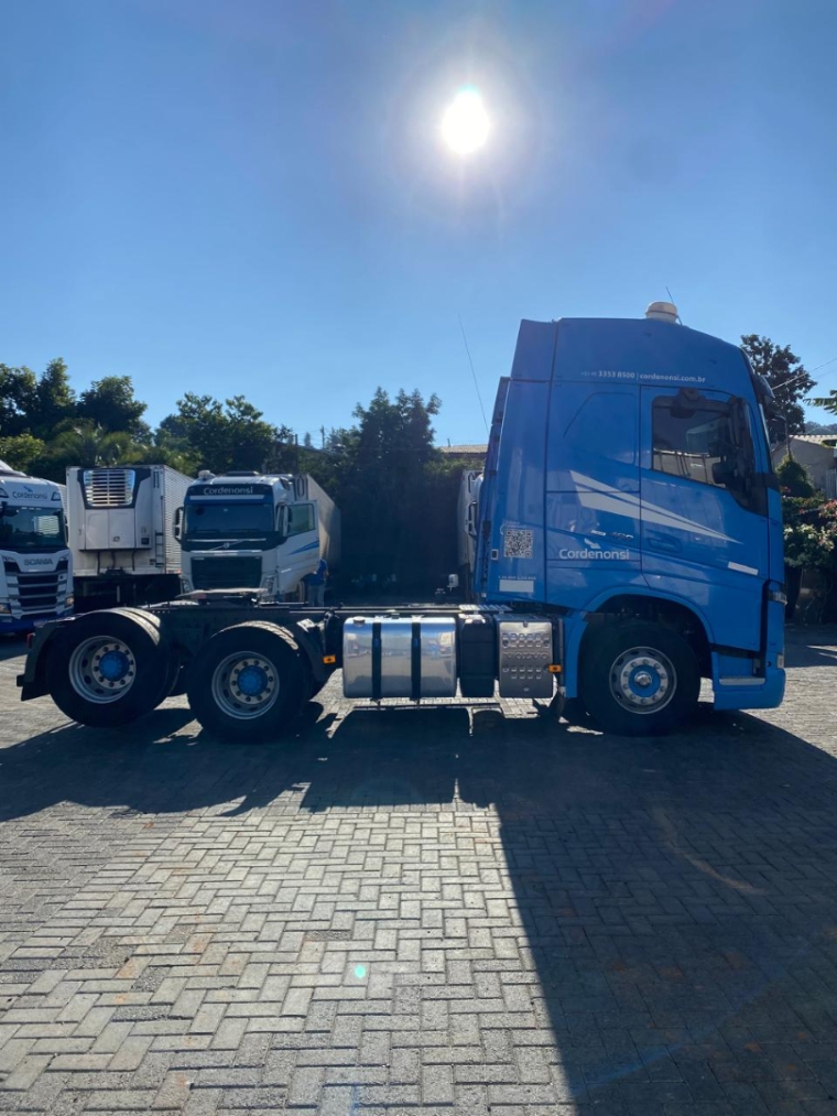 volvo fh 460 6x2 diesel 2p automatico 20213